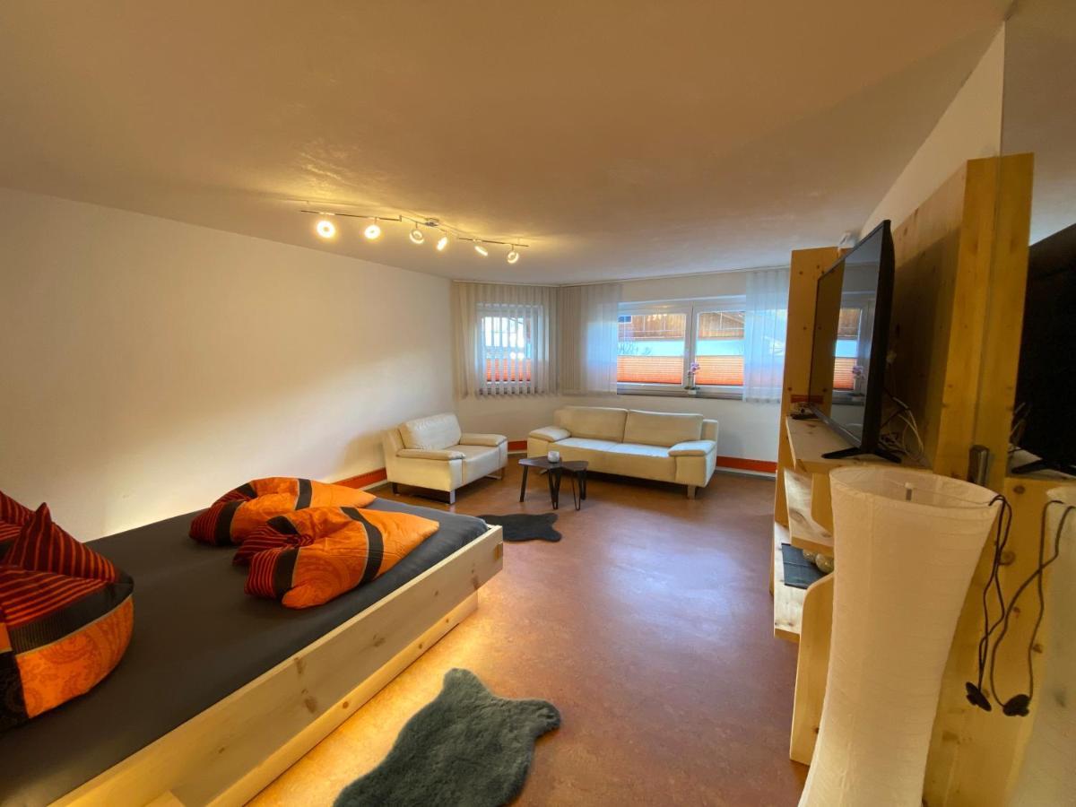 Ferien Haus - Ferienwohnung Lorena Neustift im Stubaital Exteriör bild