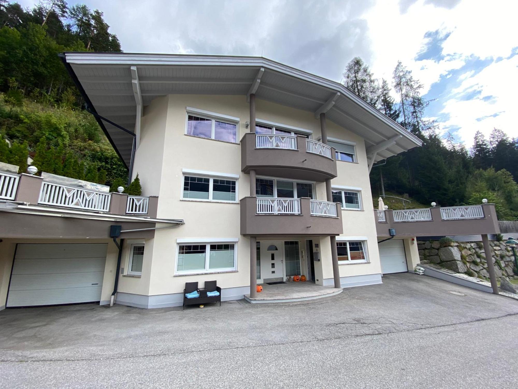Ferien Haus - Ferienwohnung Lorena Neustift im Stubaital Exteriör bild