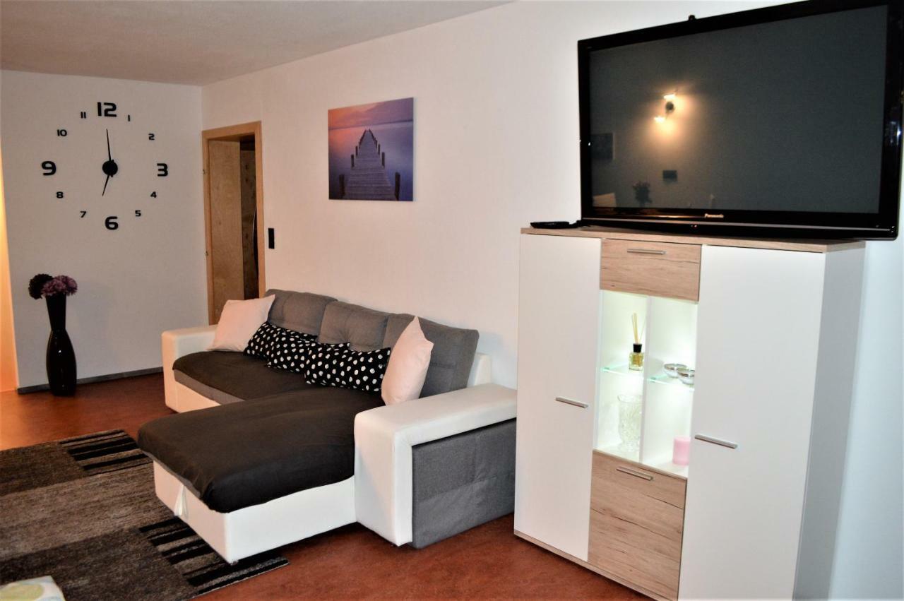 Ferien Haus - Ferienwohnung Lorena Neustift im Stubaital Exteriör bild